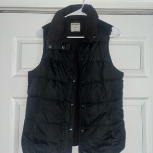 Old Navy Charcoal Puffer Vest